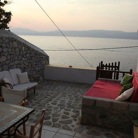 Alkioni Stone House Vila Hidra Exterior foto