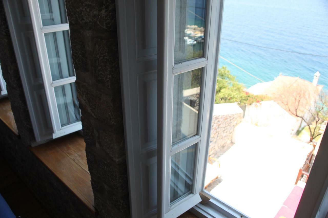 Alkioni Stone House Vila Hidra Exterior foto