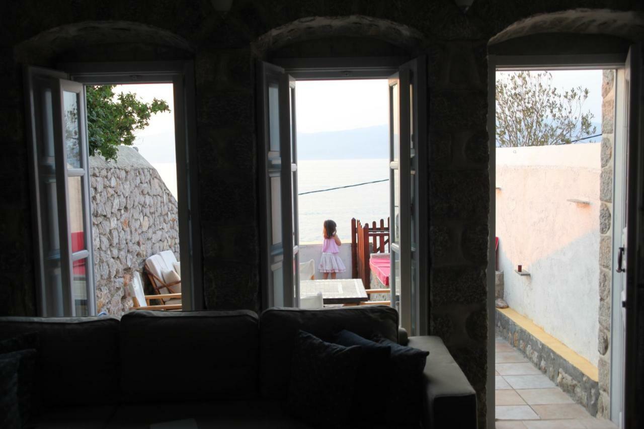 Alkioni Stone House Vila Hidra Exterior foto