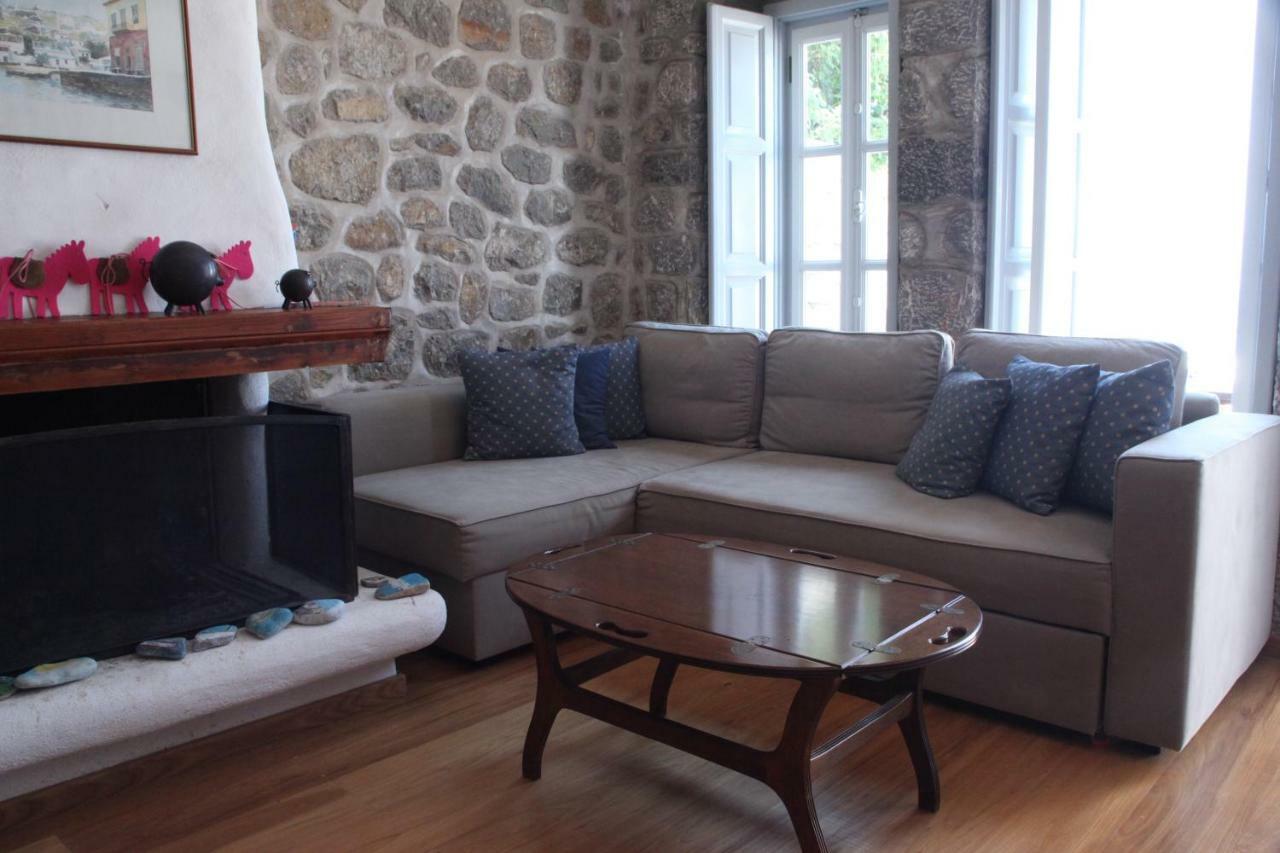 Alkioni Stone House Vila Hidra Exterior foto