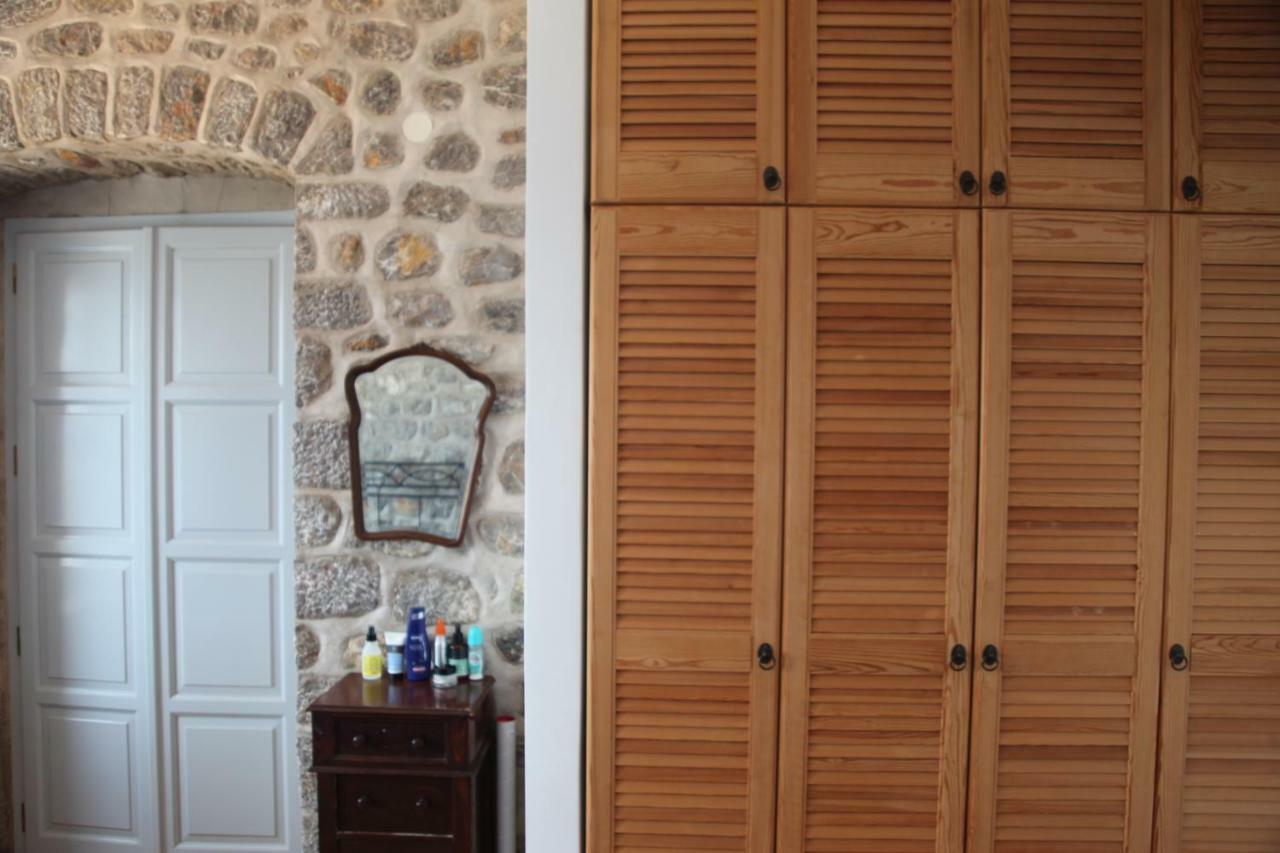 Alkioni Stone House Vila Hidra Exterior foto