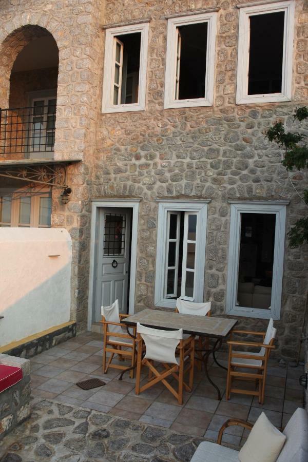 Alkioni Stone House Vila Hidra Exterior foto